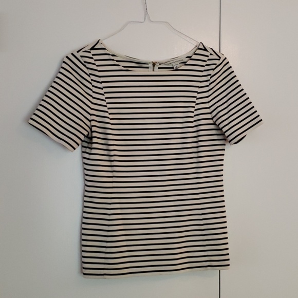 Banana Republic top - Picture 1 of 3